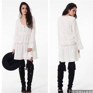 SPELL - Kamala Throw-on white long sleeve tiered boho cotton dress - sz XS